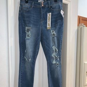 NWT Push up Skinny jeans